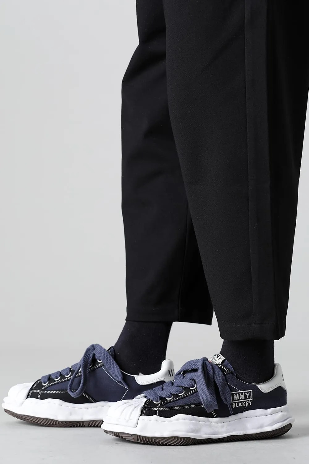 -BLAKEY Low- Original sole canvas Low-Top sneakers Black