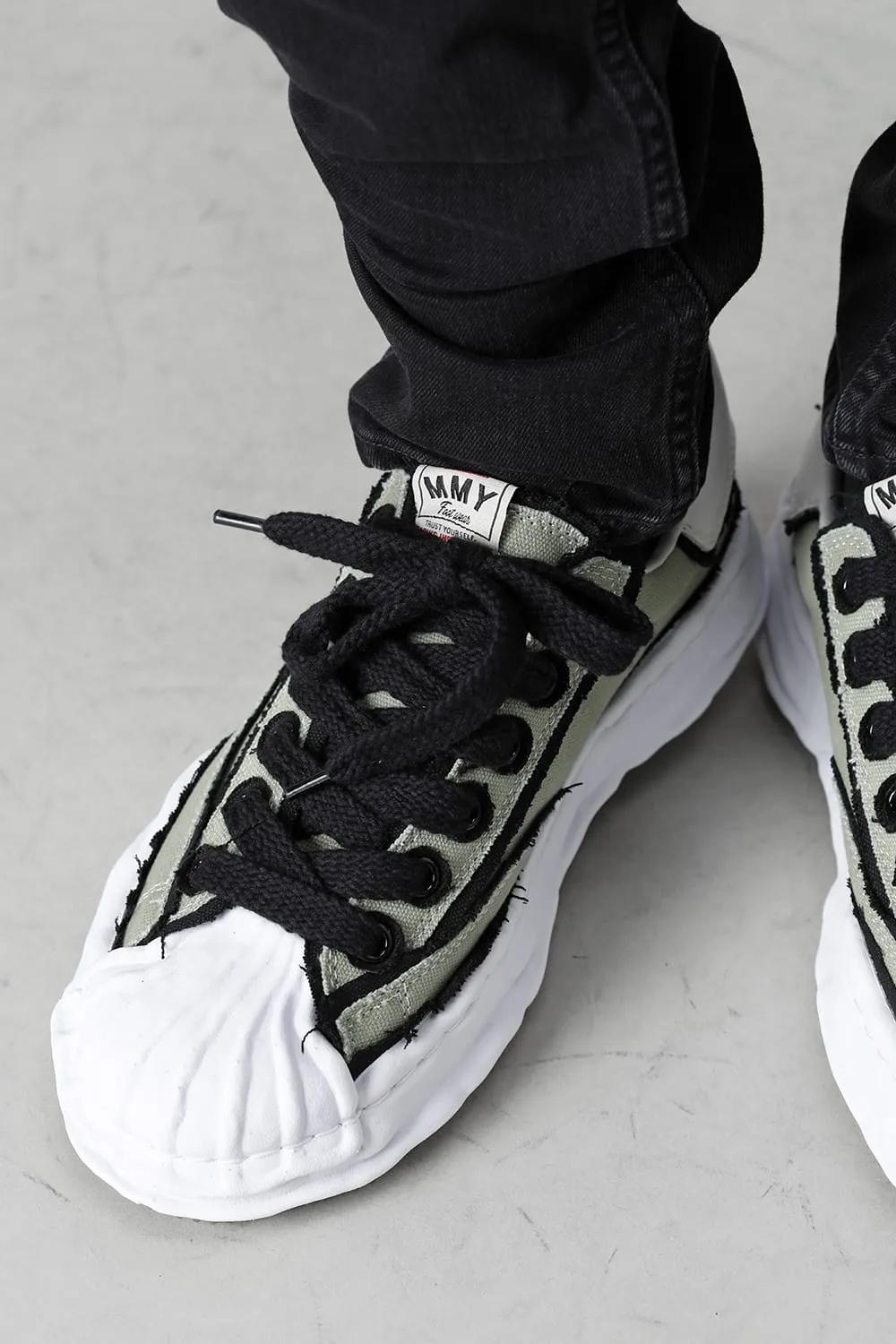 -BLAKEY Low- Overhanging canvas Low-top sneakers Khaki