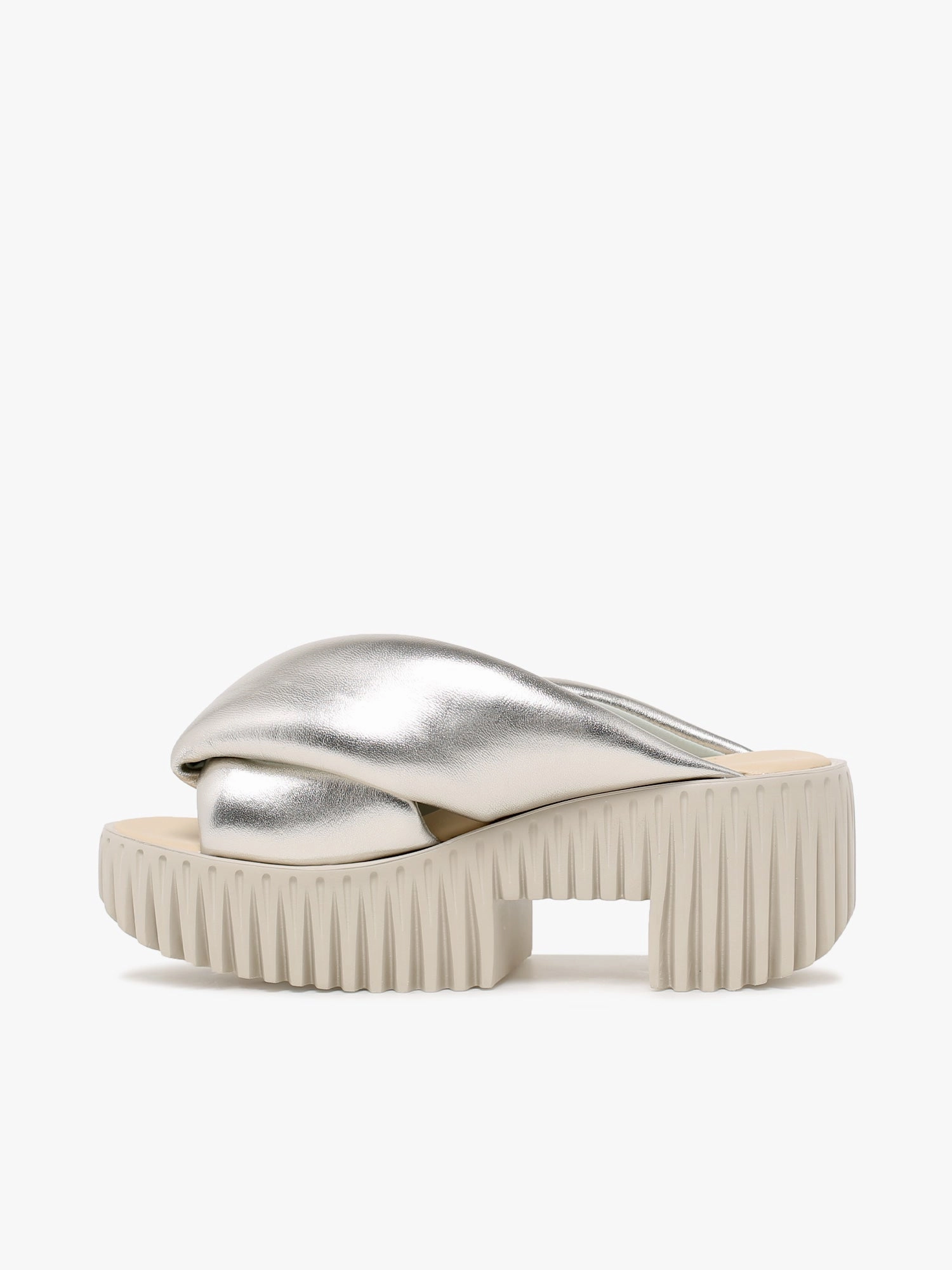 Plia Anda Champagne Metallic Sheep Lea Earth Tone