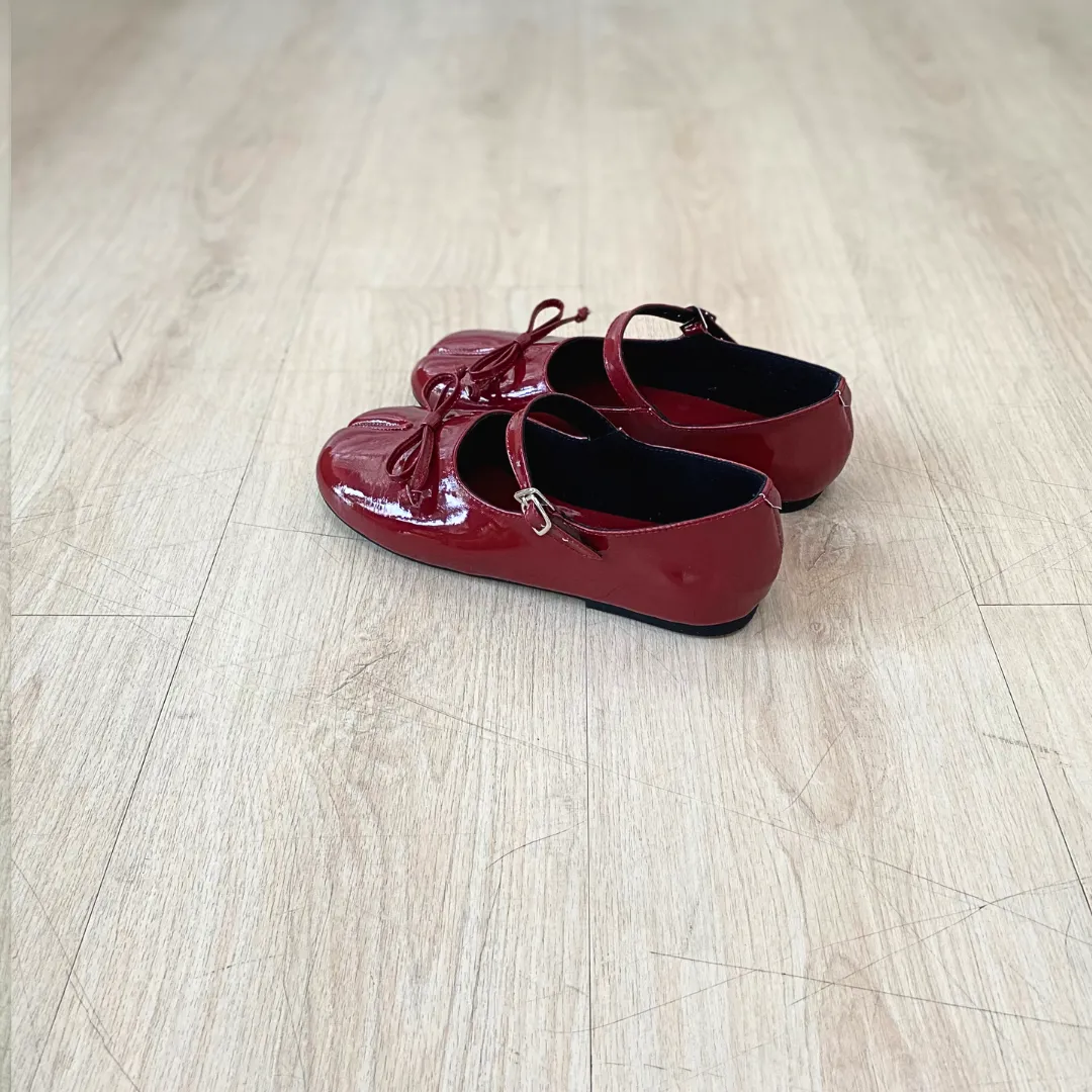 Aina Tabi Flat