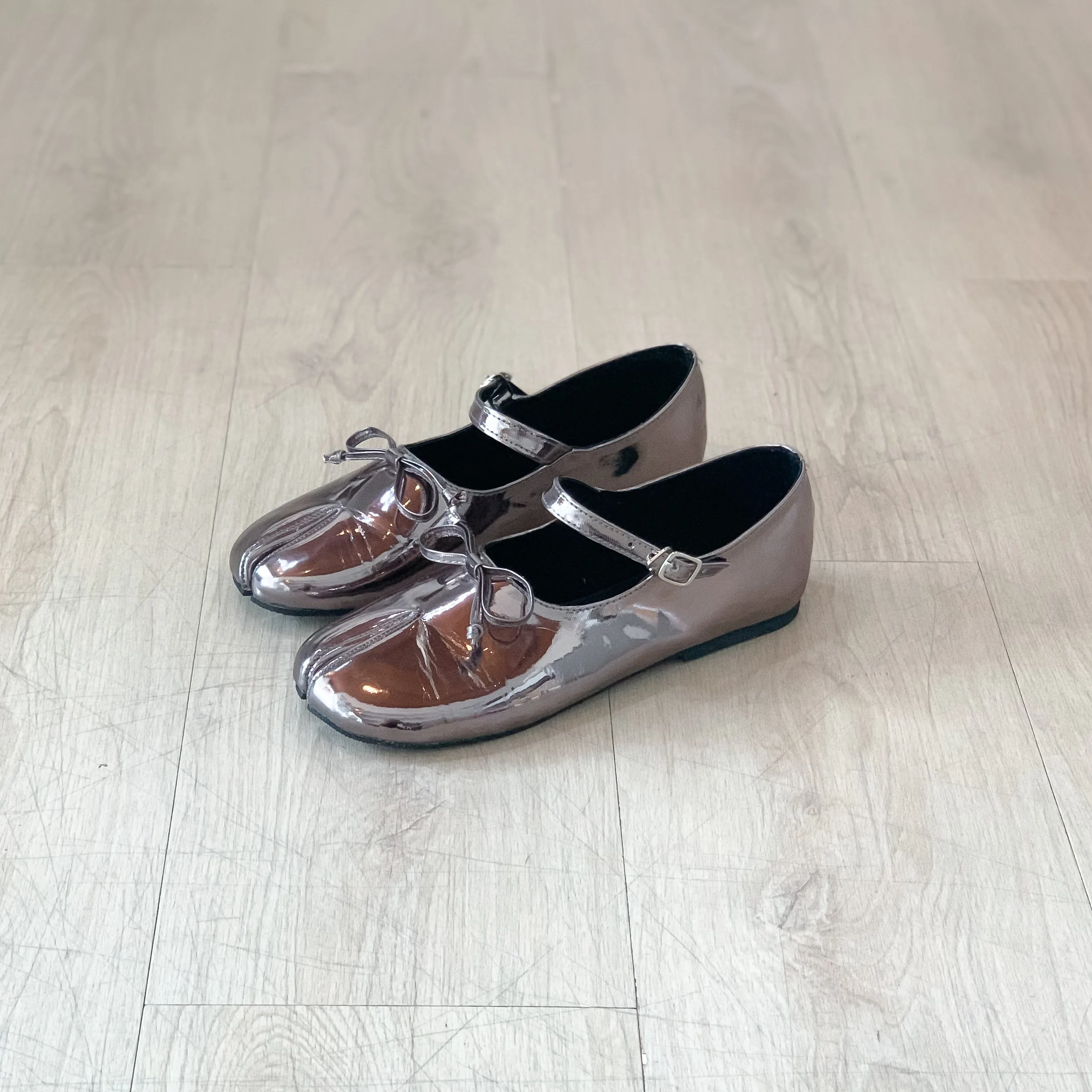 Aina Tabi Flat