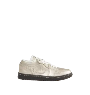 Air Jordan 1 Low SE Sneakers (Womens)