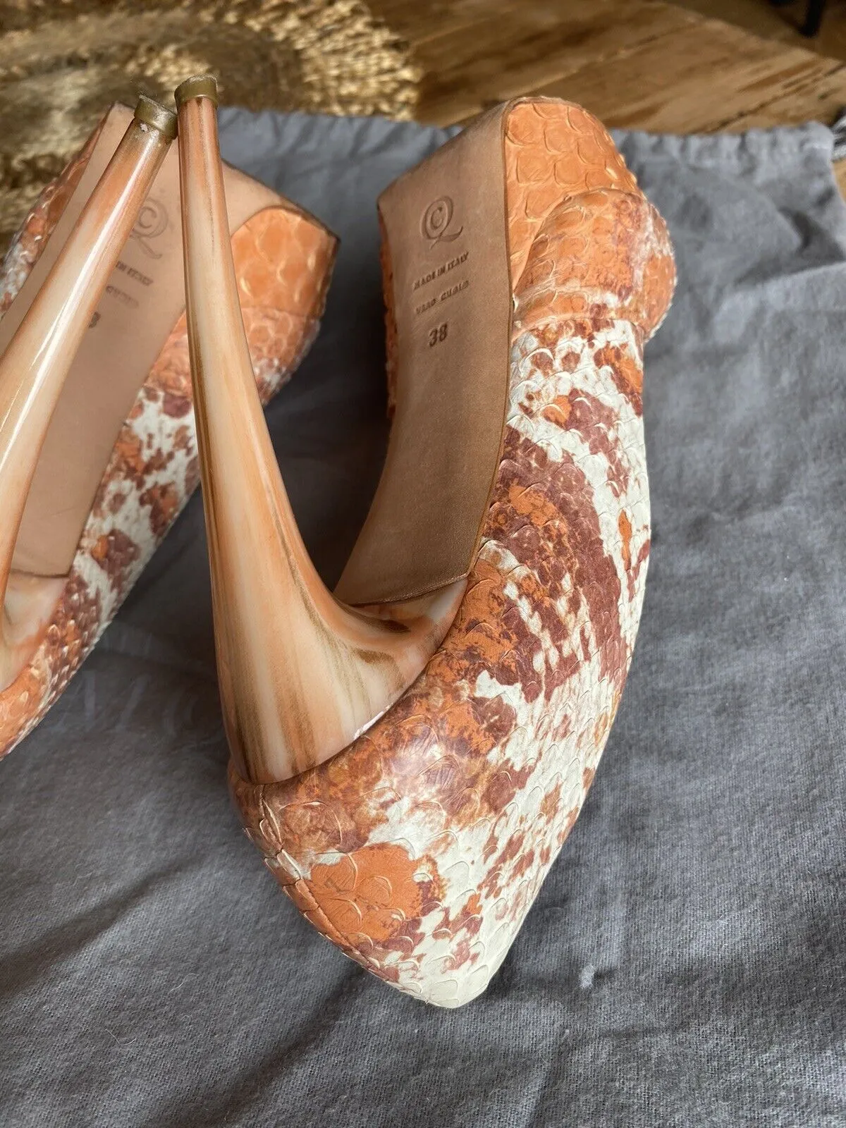 Alexander McQueen orange snake skin peep toe heels size UK5/US7