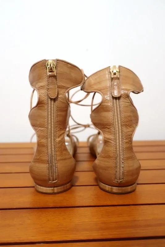 Alexandre Birman Gladiator Sandals Beige Eel Skin Size 38.5 Lace-Up Flat