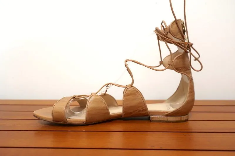 Alexandre Birman Gladiator Sandals Beige Eel Skin Size 38.5 Lace-Up Flat