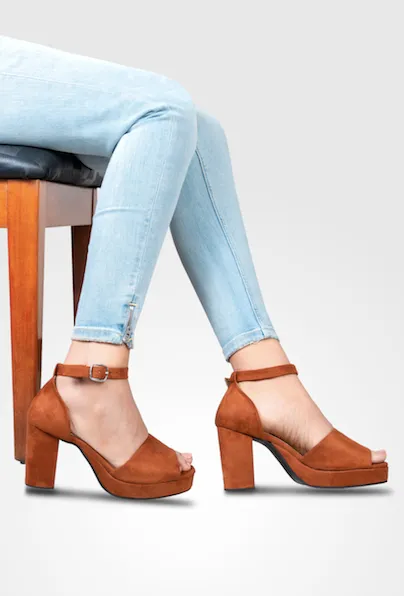 Ana Semi-mid heels