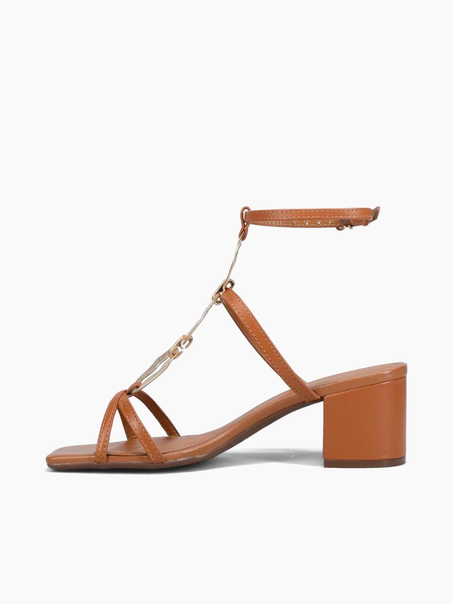 Off Duty Anabelle Tan Nappa