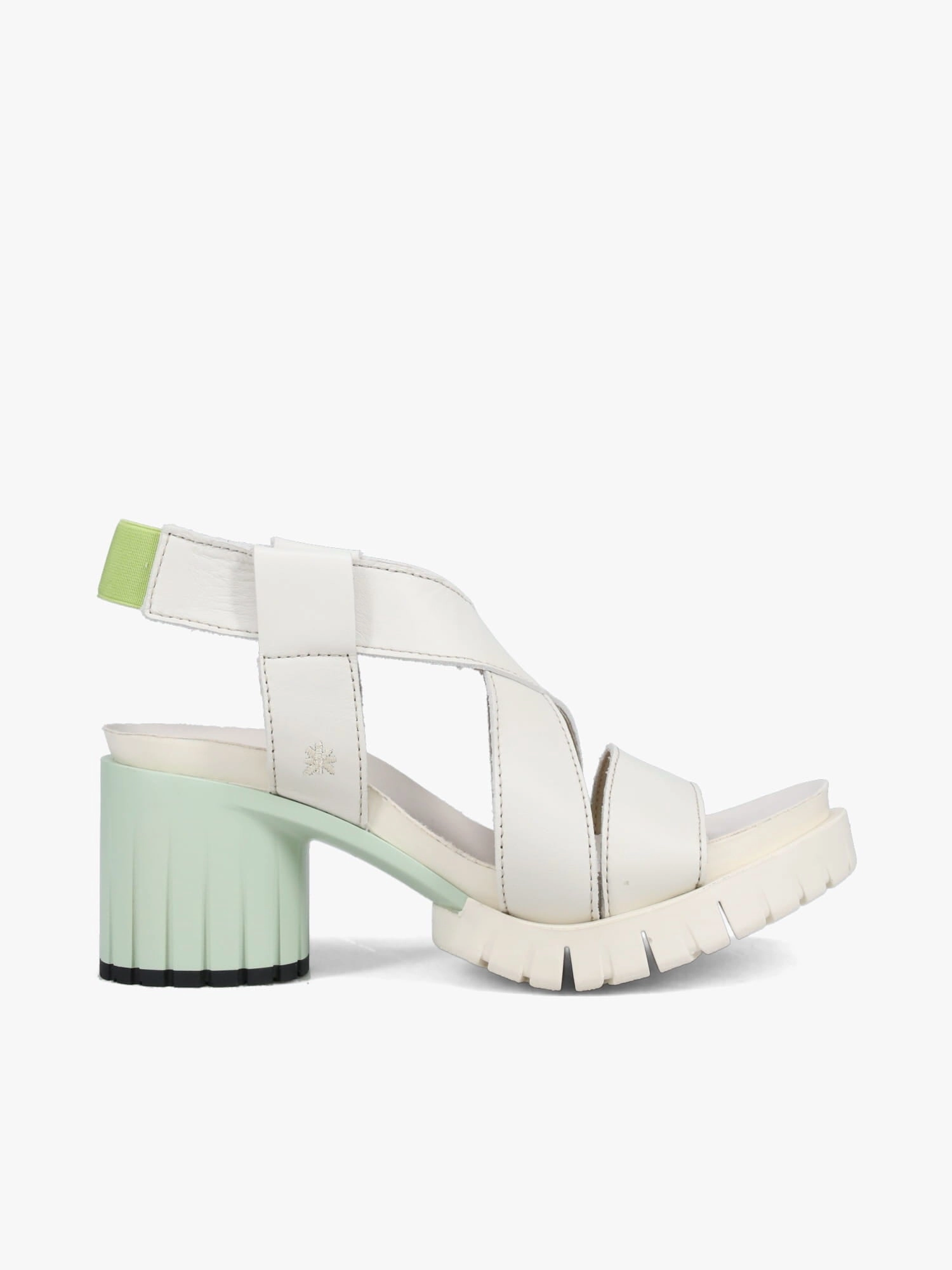 1921 Cream Nappa Closed Toe Design
