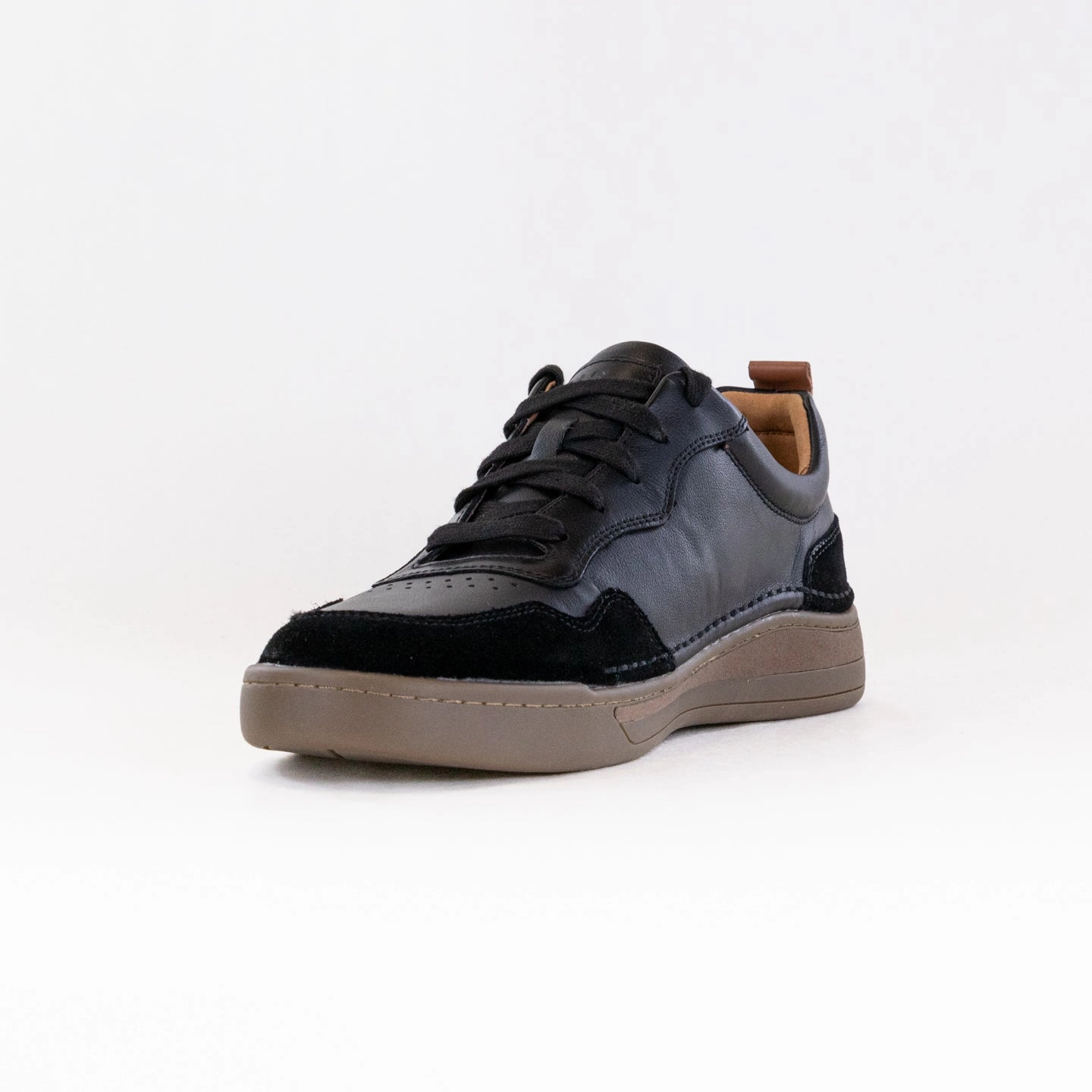 Bold Detail Chic Basics Josef Seibel Cleve 01 (Men's) - Black