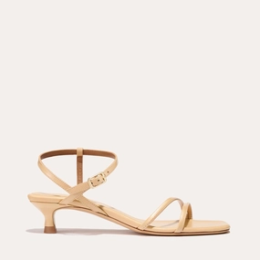 Anti Odor Feature The Dylan Sandal - Sand Crinkle Gloss Nappa Energetic Mood The Dylan Sandal - Sand Crinkle Gloss Nappa