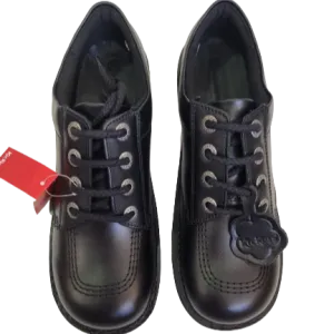 Black Kick Lo Core lace