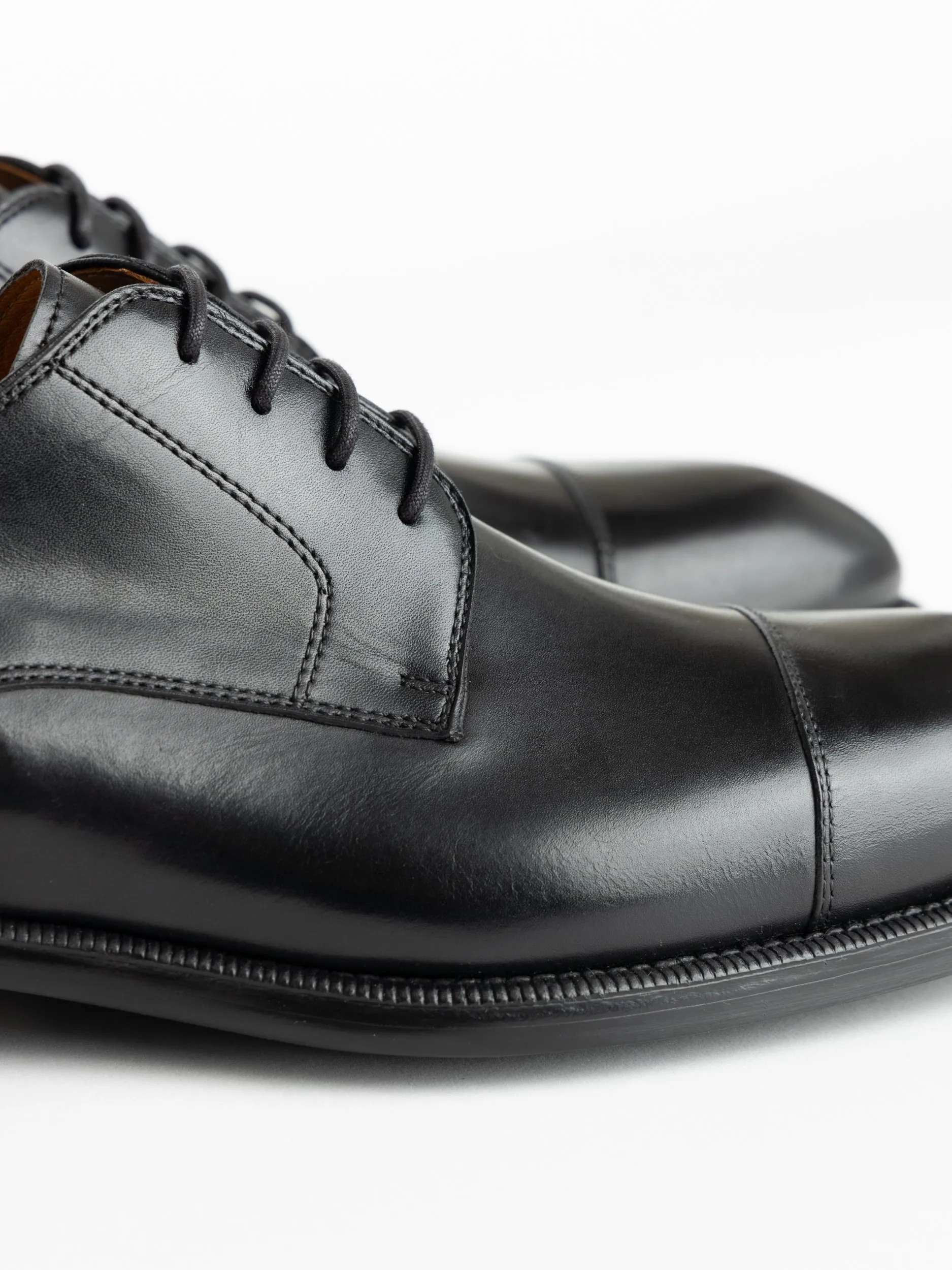 Black Leather Harlan Derby