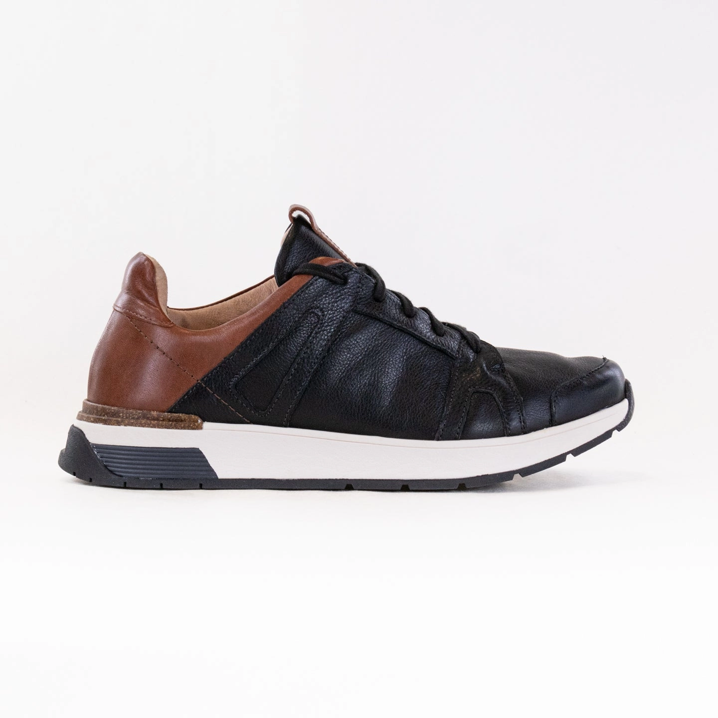Rain Day Naot Magnify (Men's) Soft Black Leather Chestnut
