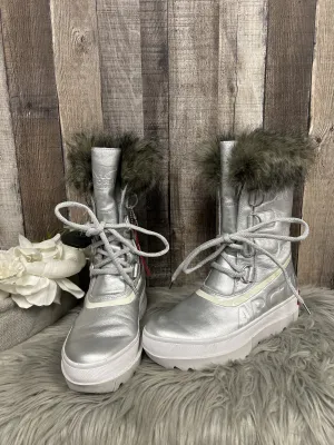 Boots Snow By Sorel  Size: 8.5