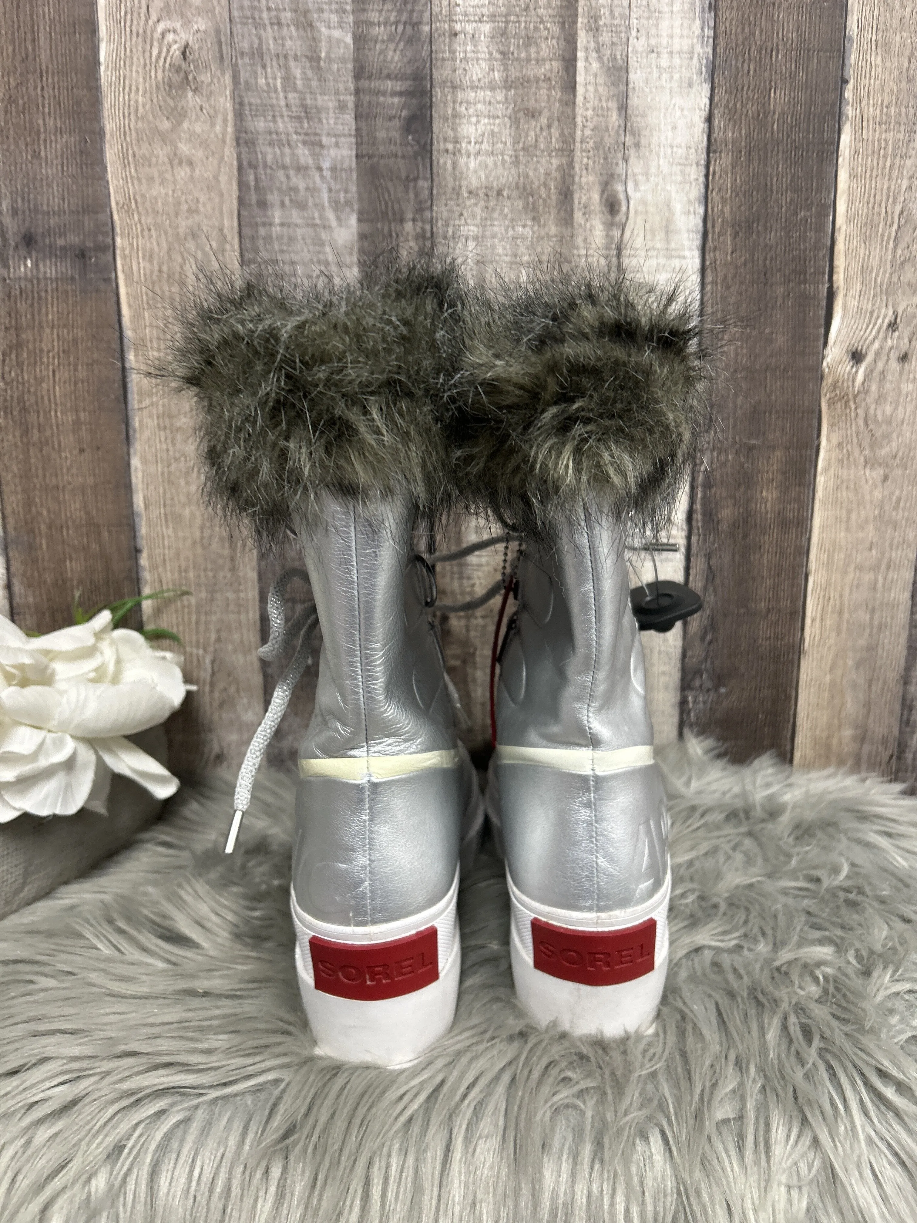Boots Snow By Sorel  Size: 8.5