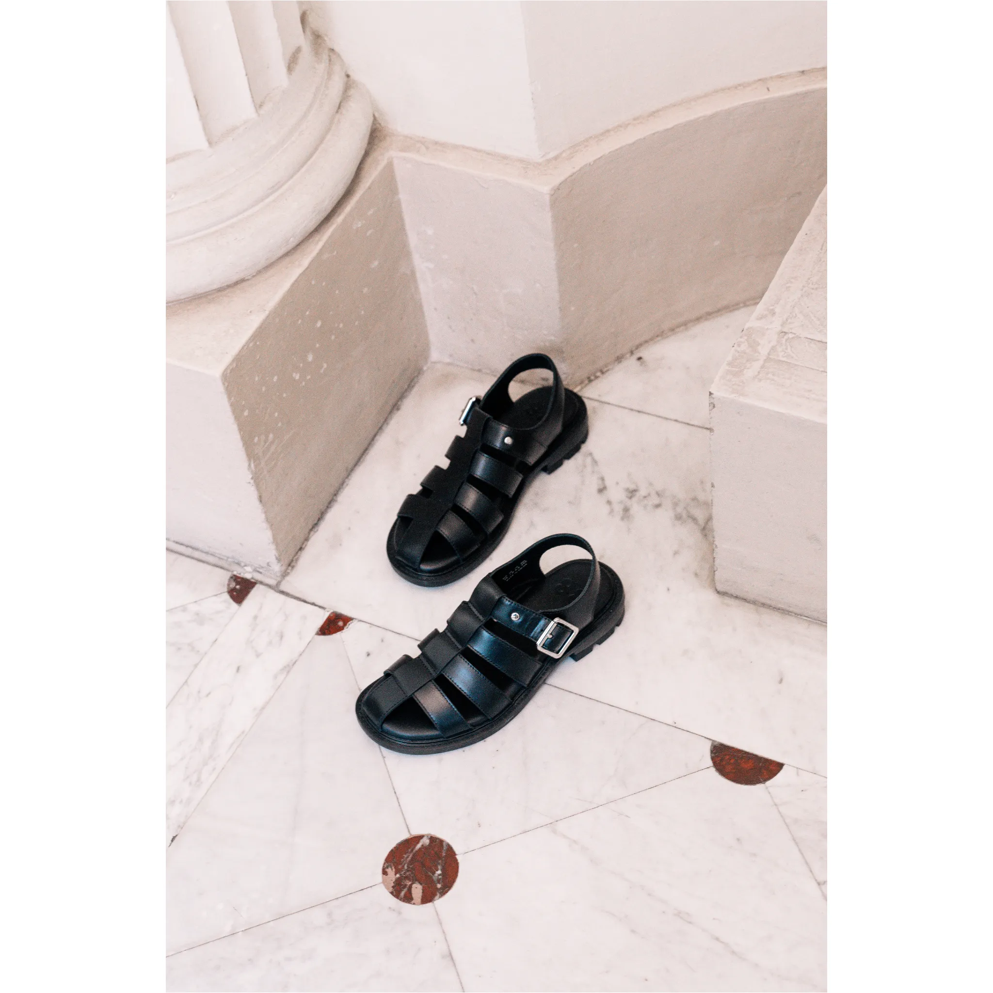 both - RE:RE FISHERMAN SANDALS-BLACK