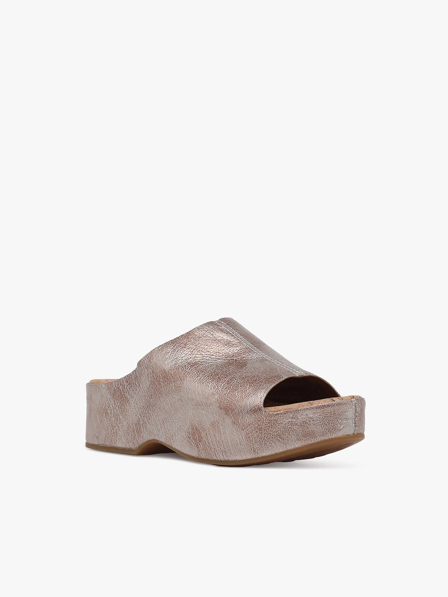 Quiet Step Yazmin Lt  Gold Met Leather