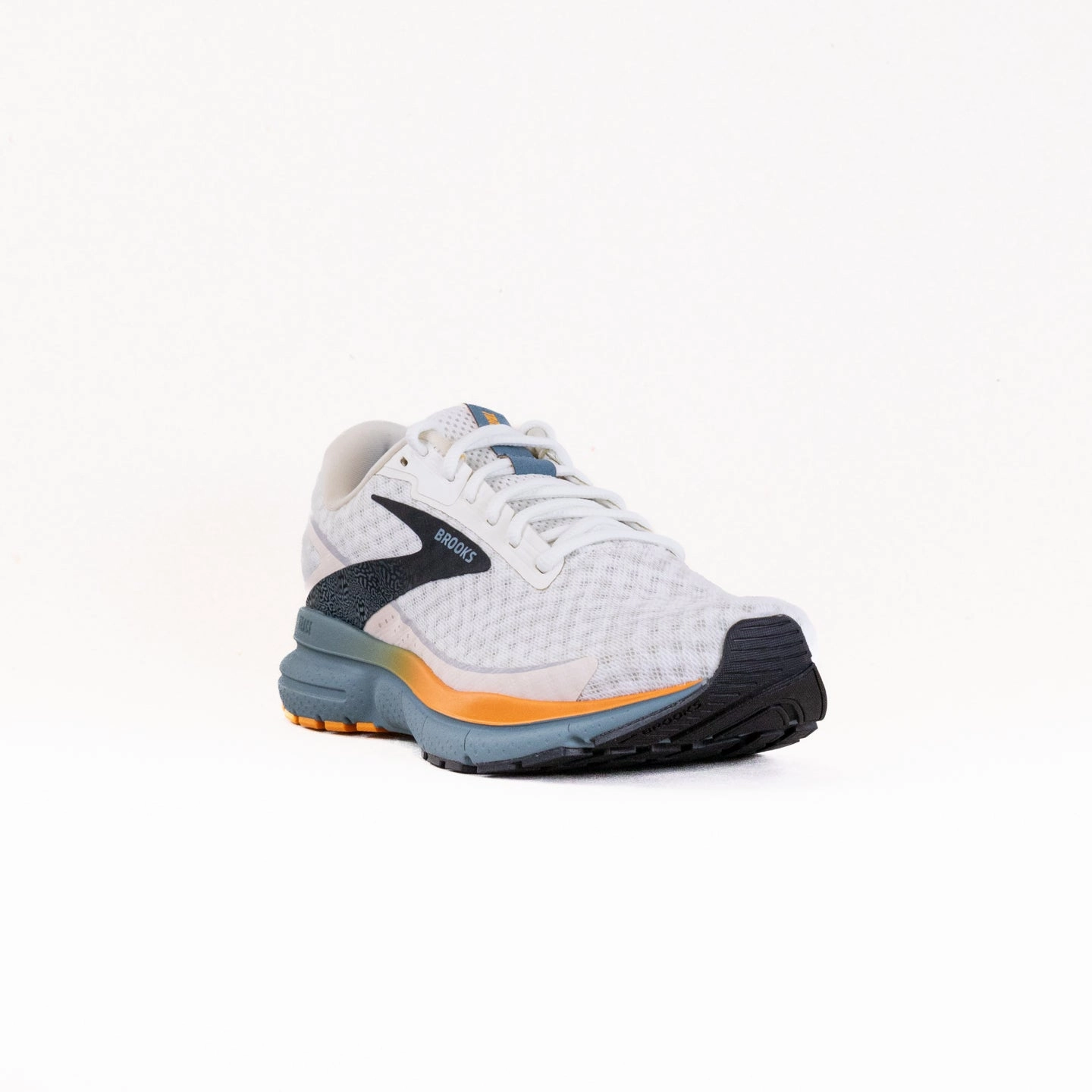 Brooks Trace 3 (Men's) - White/Orange/Goblin Blue Ice Step Animal Touch
