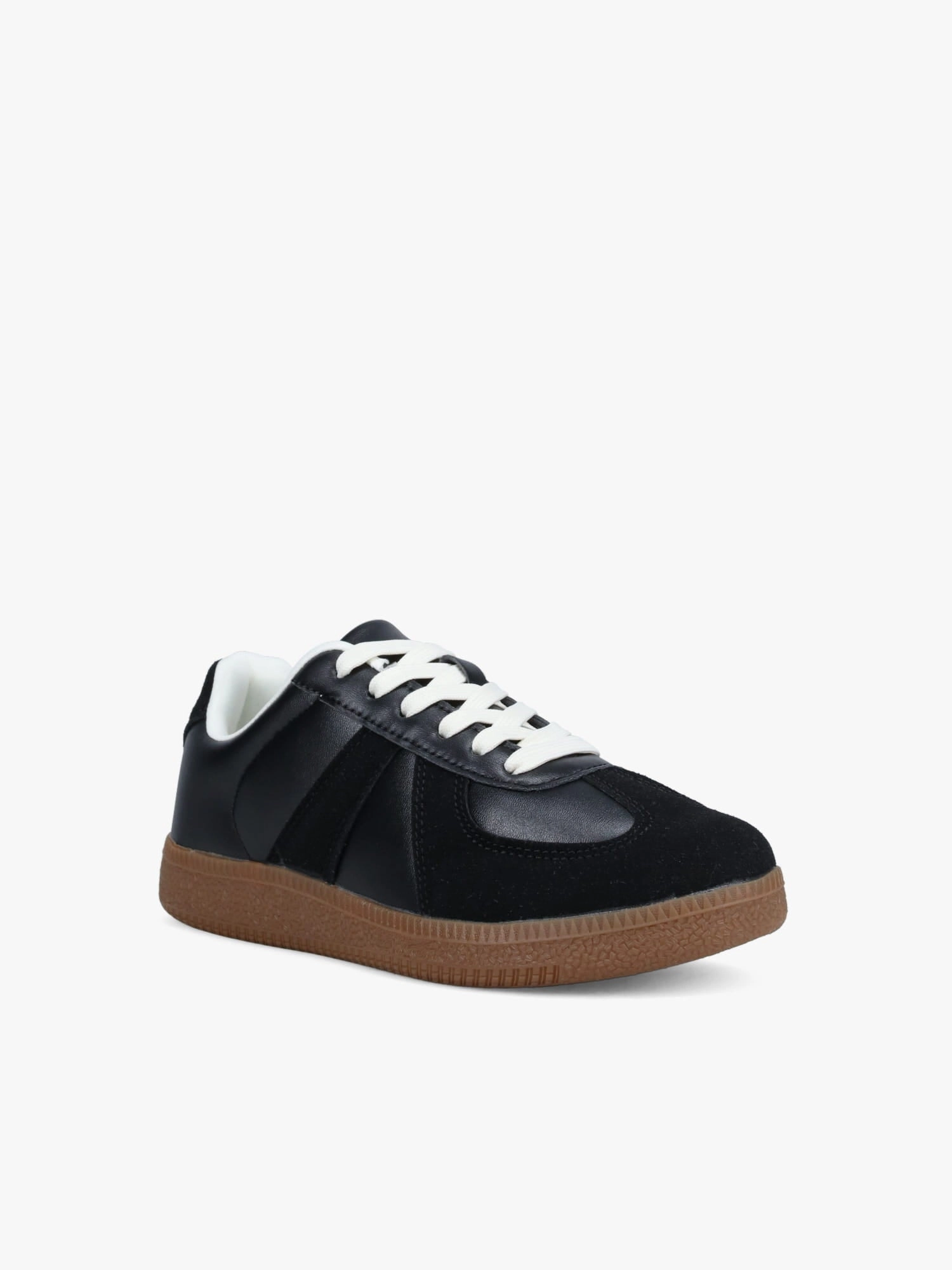 Chic Street Easy Pace Marta Blk Napa