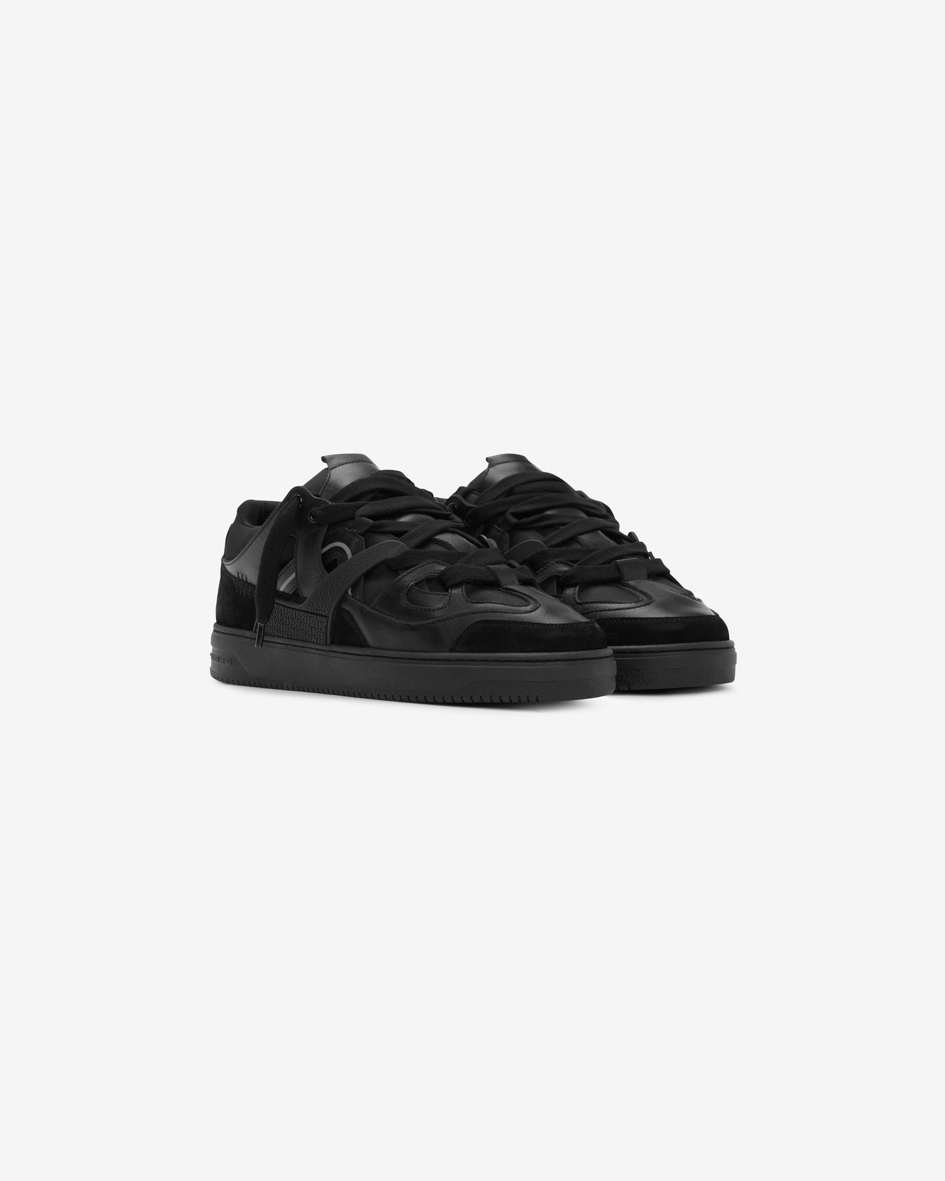 Bully Sneaker - Triple Black All-Purpose