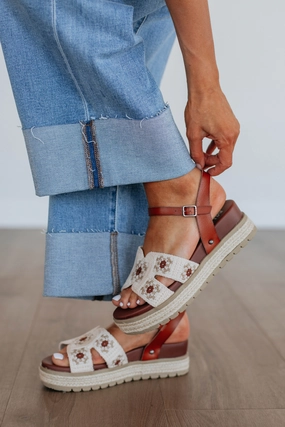 Camo-Print Making An Appearance Sandals Week Easy Comfort support Making An Appearance Sandals