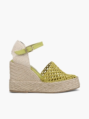 Carina Pistachio Mesh High-Performance Sandals Carina Pistachio Mesh Net Air