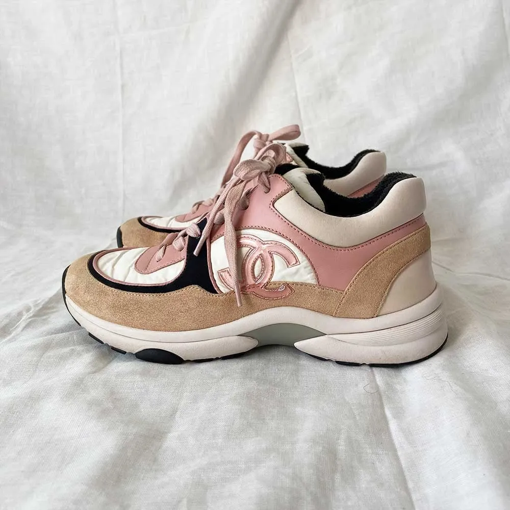 Chanel 2019 Interlocking CC Logo Sneakers Pink, 37.5