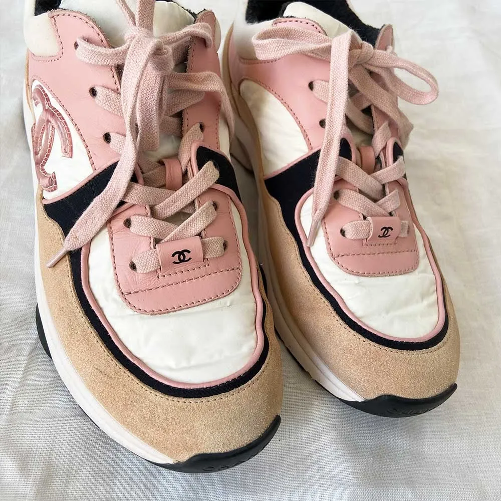 Chanel 2019 Interlocking CC Logo Sneakers Pink, 37.5