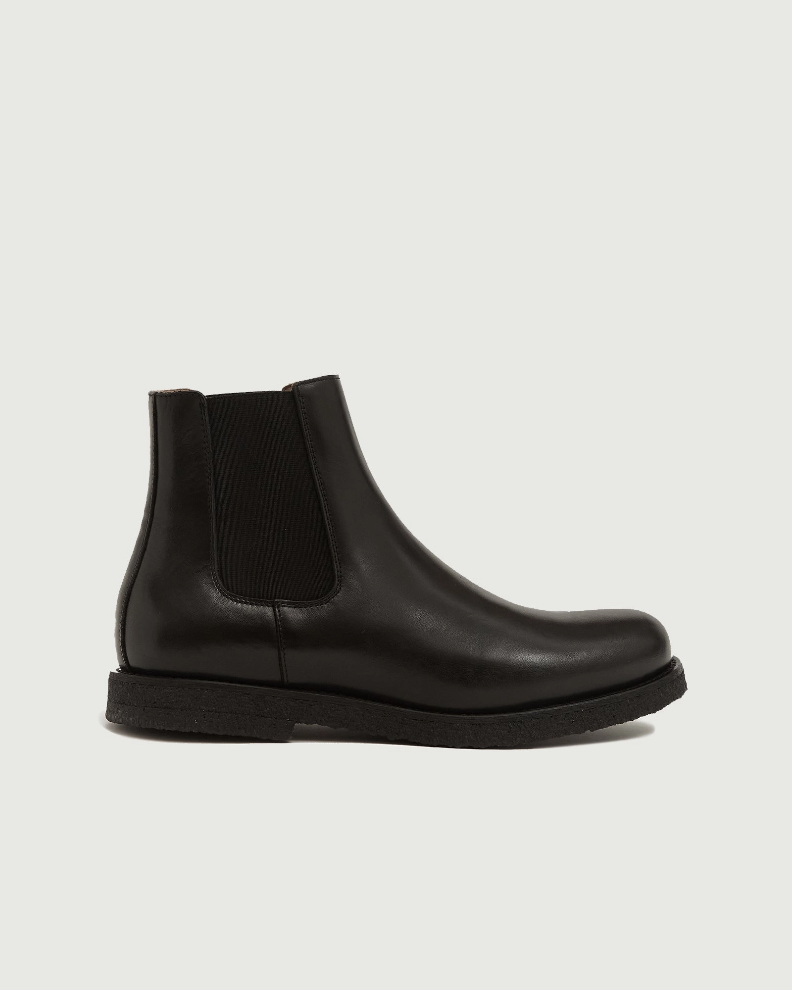 hassle-free Non Slip Insole Grip Chelsea Boot | Black Leather