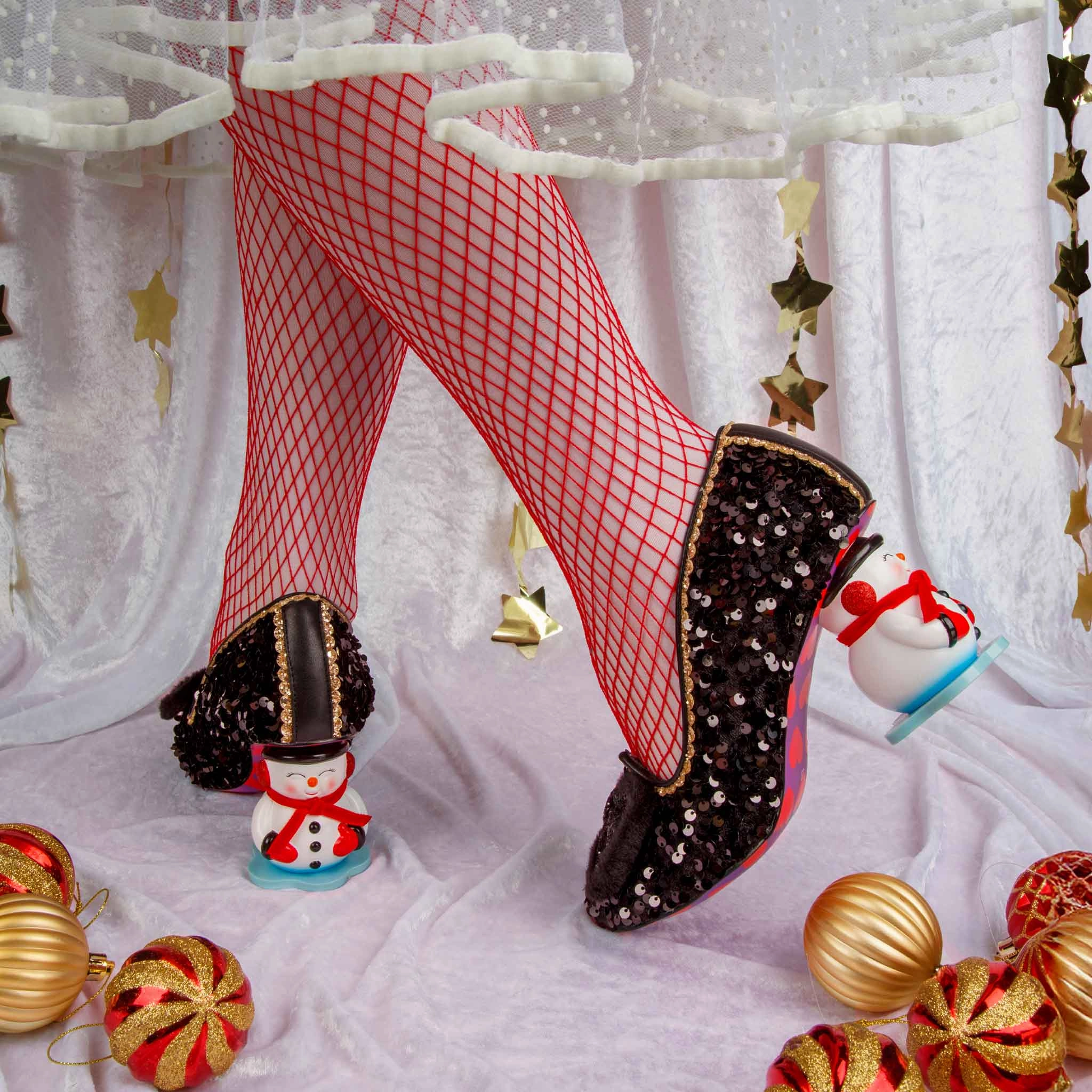 Leather Material Sleek Sandals Snowbiz