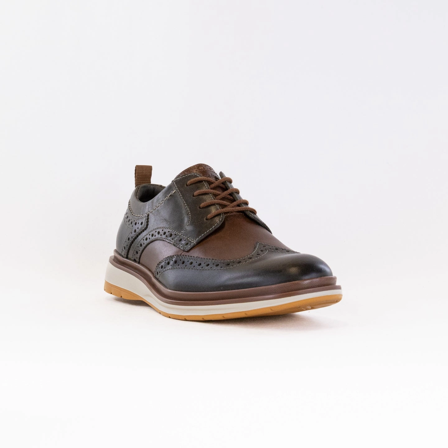 Clarks Chantry Wing Oxford (Men's) - Dark Olive Combi Breath Option