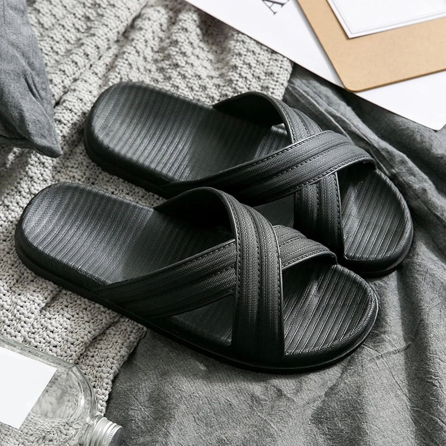 Cloud Slippers for Men Shower Shoes Women Mens Slides Slides for Women Drainage Hole Indoor Beach Slippers