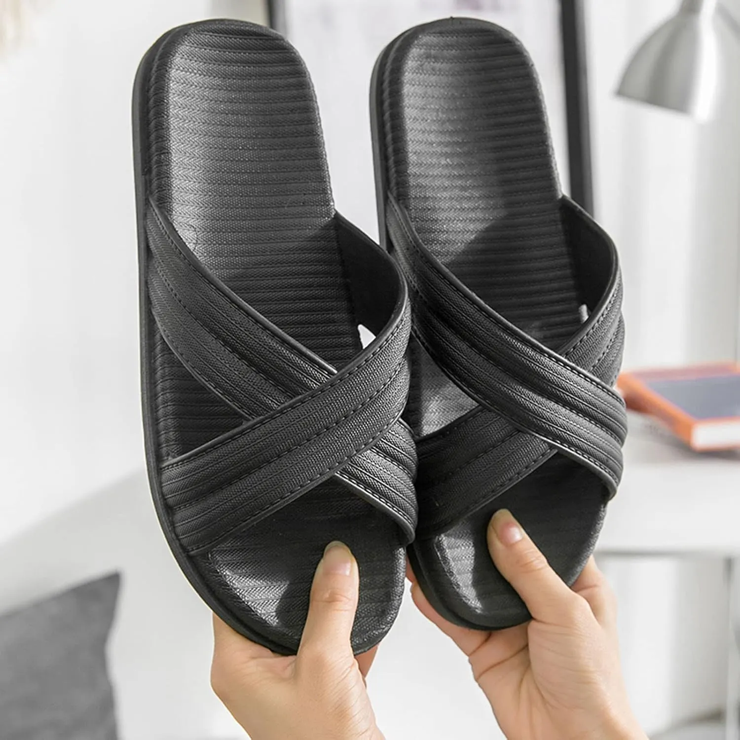 Cloud Slippers for Men Shower Shoes Women Mens Slides Slides for Women Drainage Hole Indoor Beach Slippers