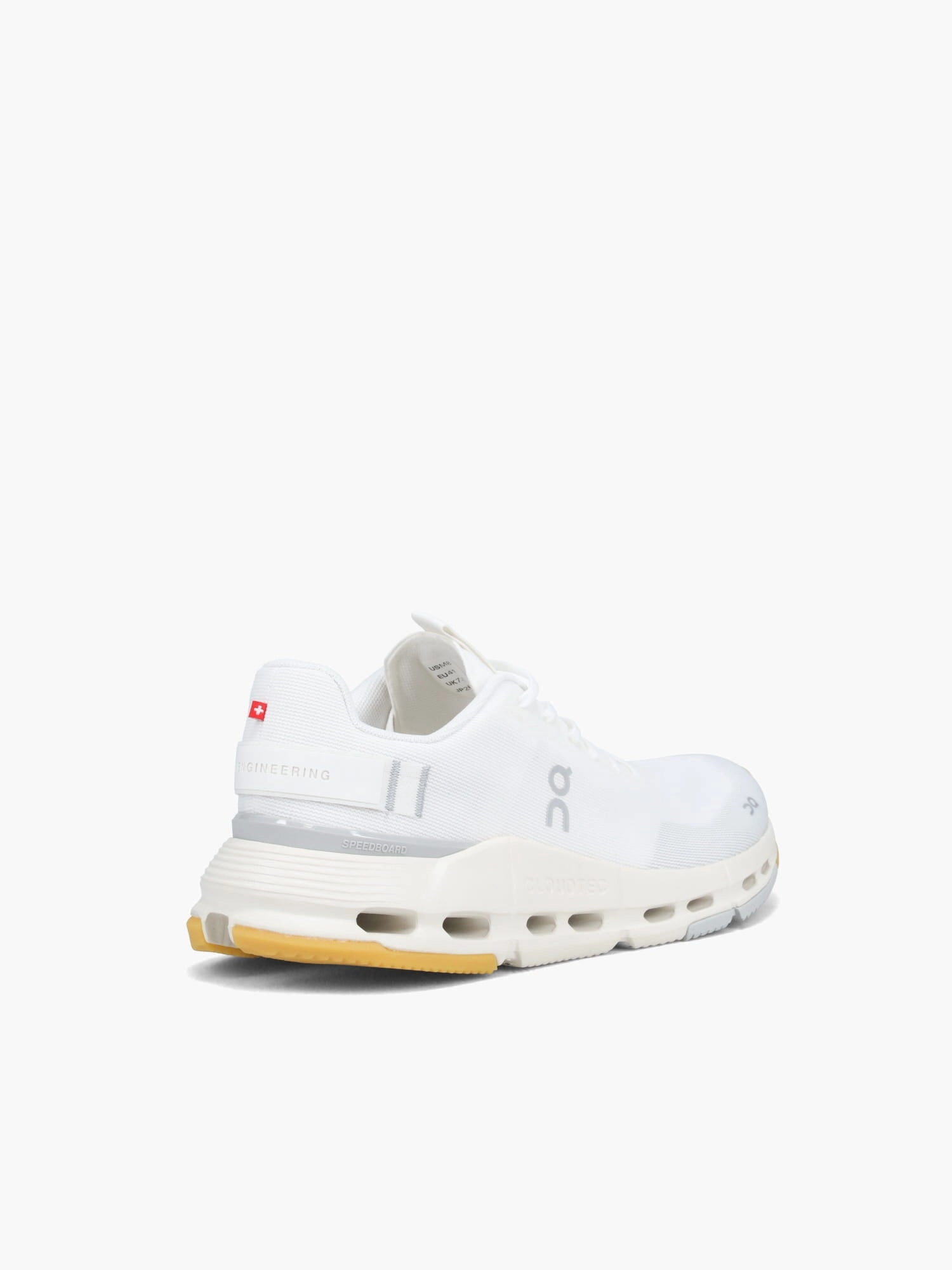 Energy Returning Technology Cloudnova Form 2 White Ivory mesh