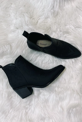 Come On Over Bootie in Black cushioned collar Come On Over Bootie in Black thermal