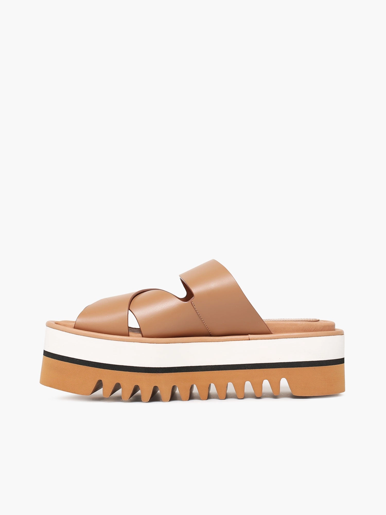 Garner Camel Cowhide Beach Shoes for Men