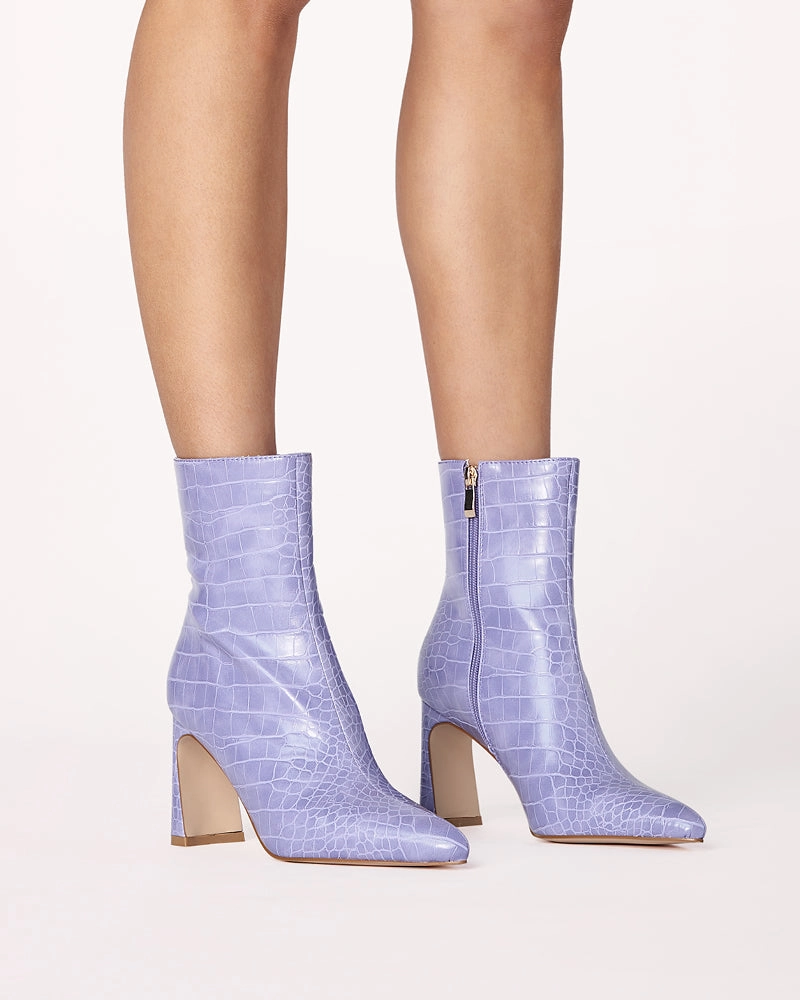 LAYORI - AMETHYST CROC Hard Trail Anti Slip Traction