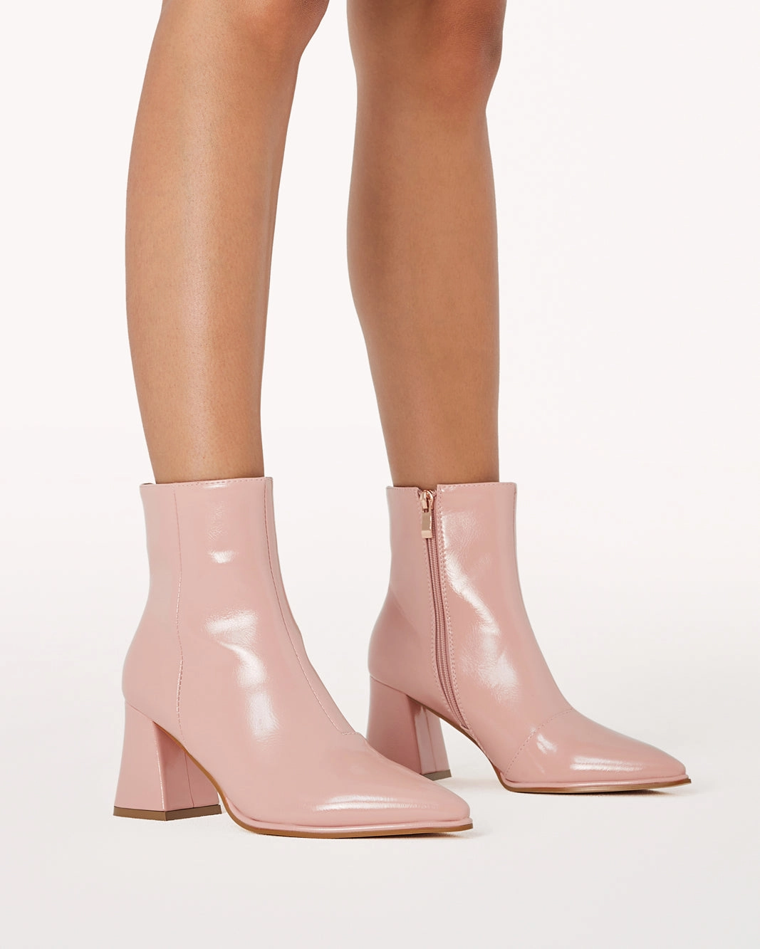 CADEN - FONDANT CRINKLE PATENT Mud Resistant Weekend Wanderer