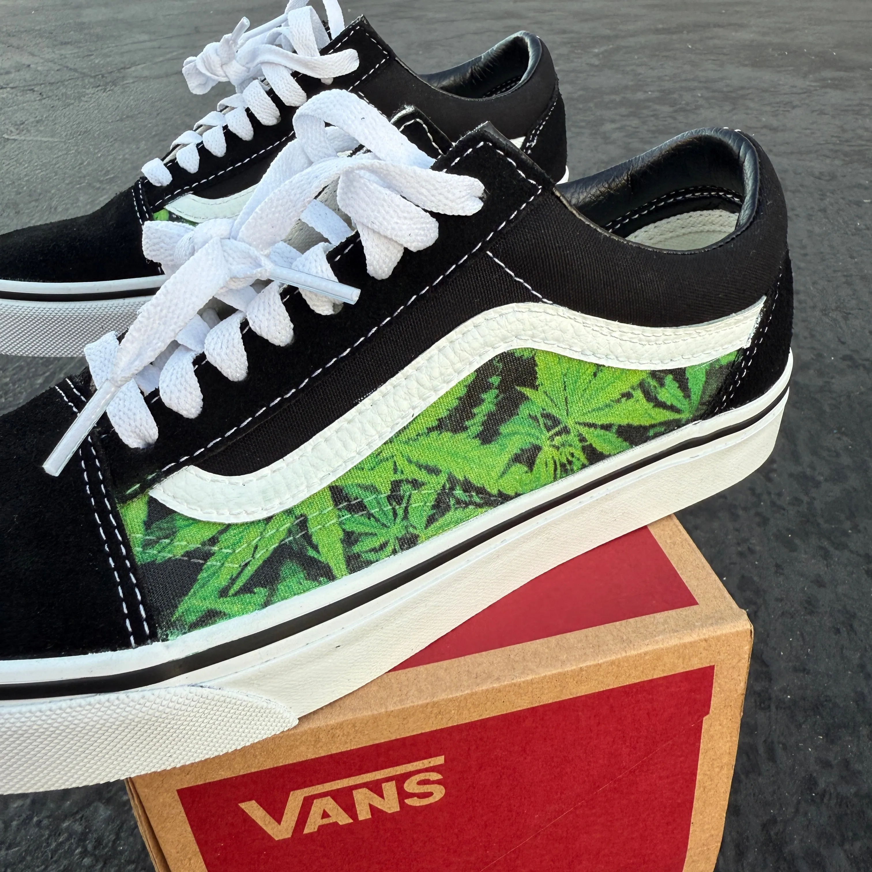 Custom Marijuana Theme Vans Old Skool Shoes