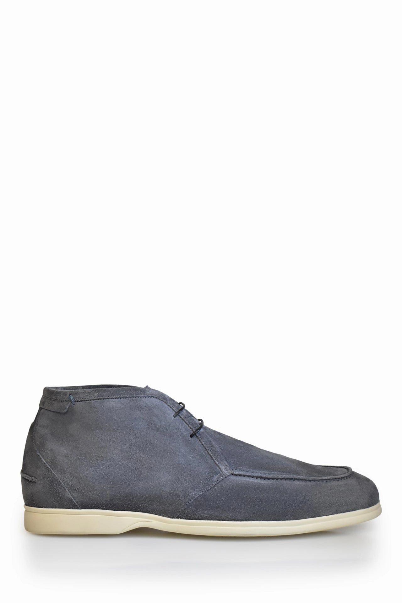Dodge Hike Relax Walk Suede Chukka Boot in Gunmetal