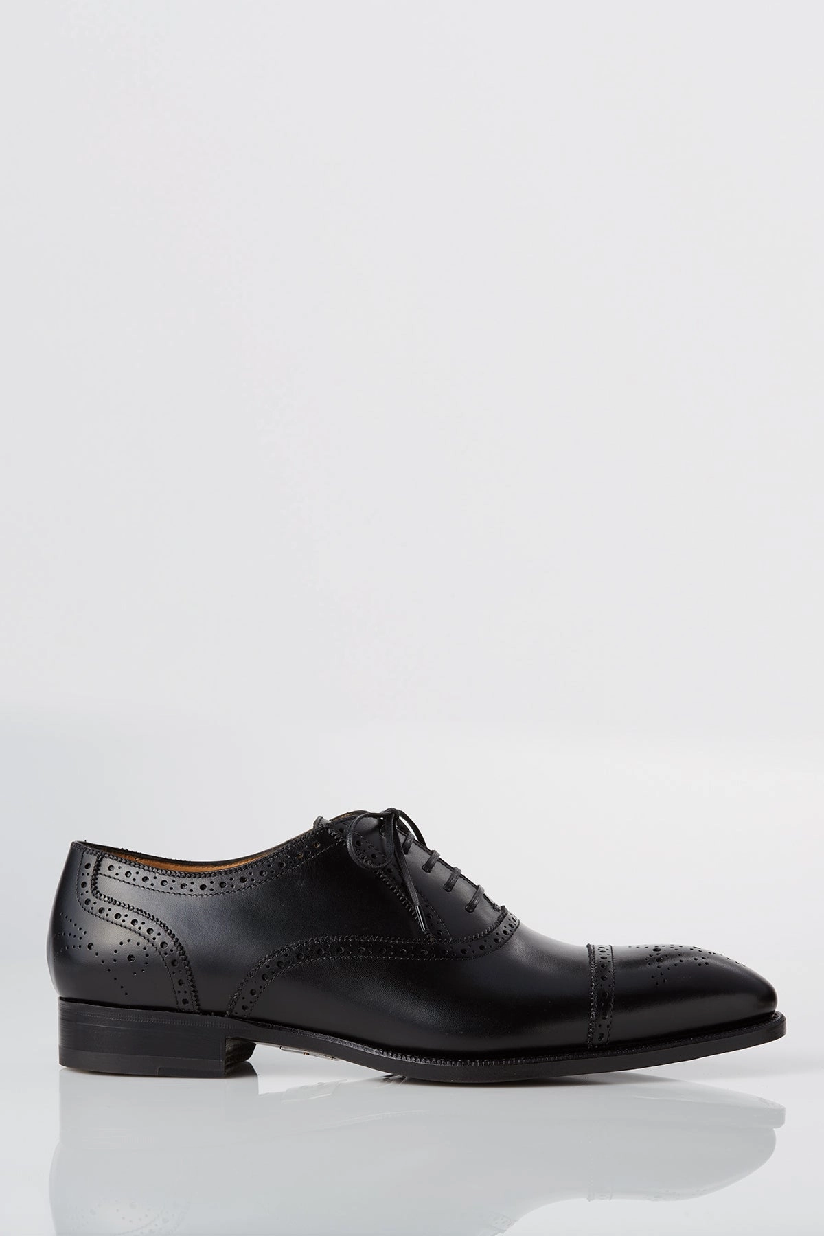 Walk Time David August Leather Brogue Oxford in Black