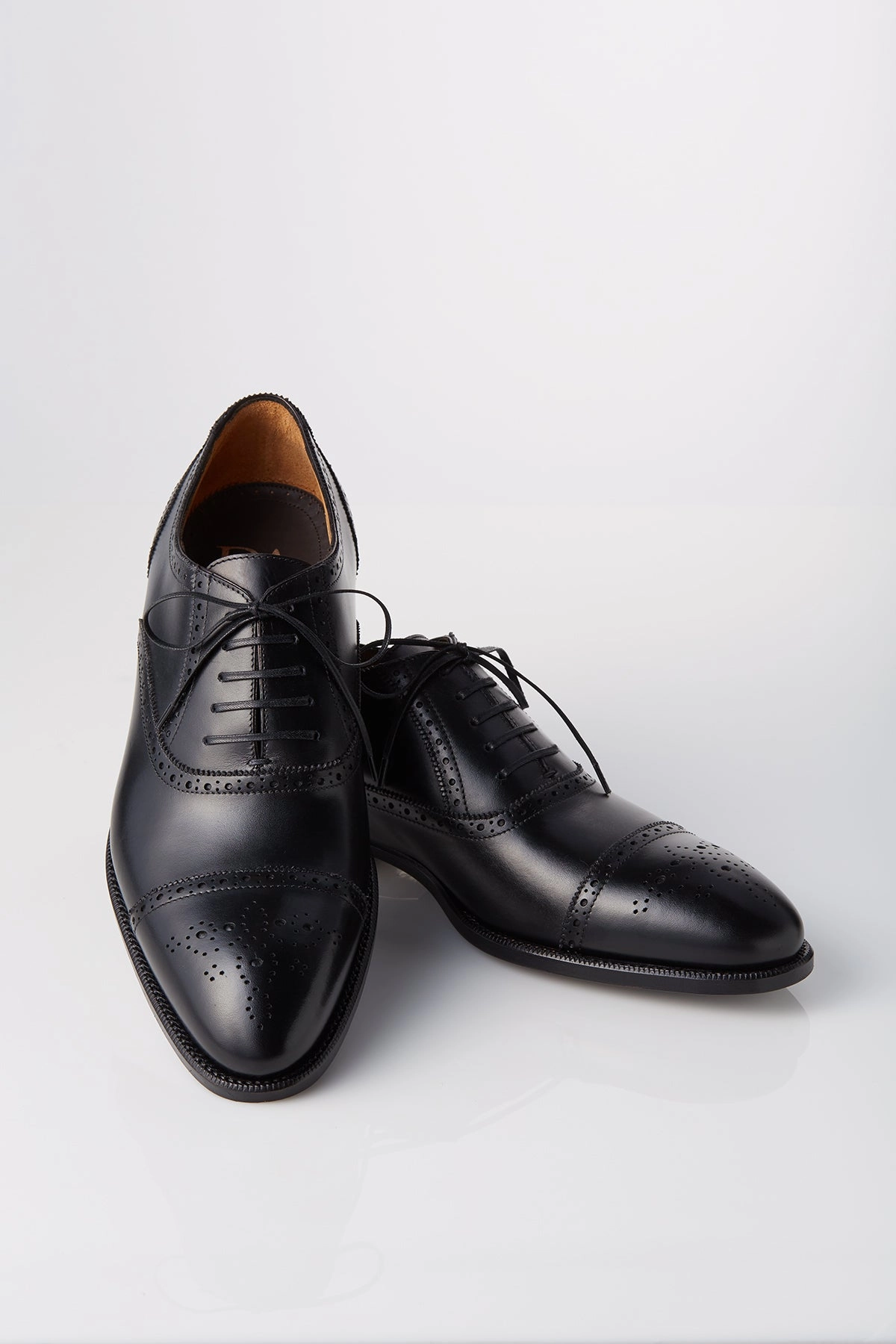 Round Toe Design David August Leather Brogue Oxford in Black
