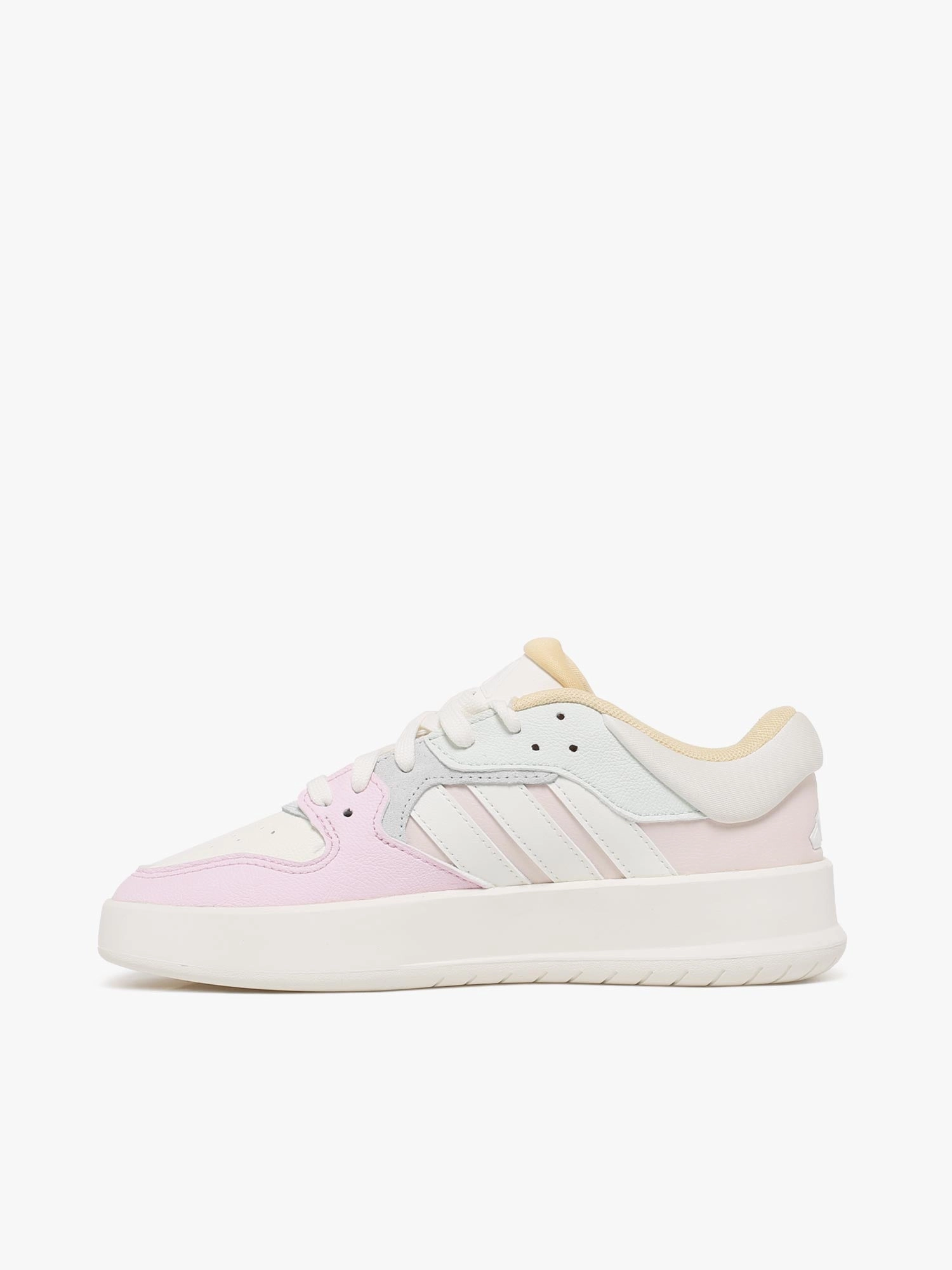 Court 24 Pink White Jade Easy Pairing Everyday Wearability
