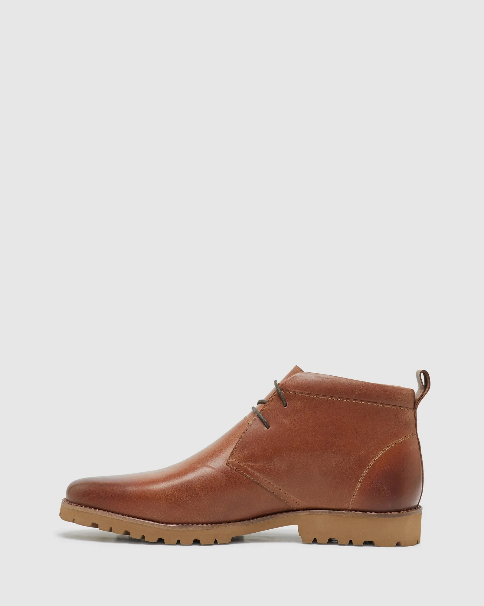 Dirk Leather Chukka Boots