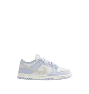 Dunk Low Sneakers (Womens)
