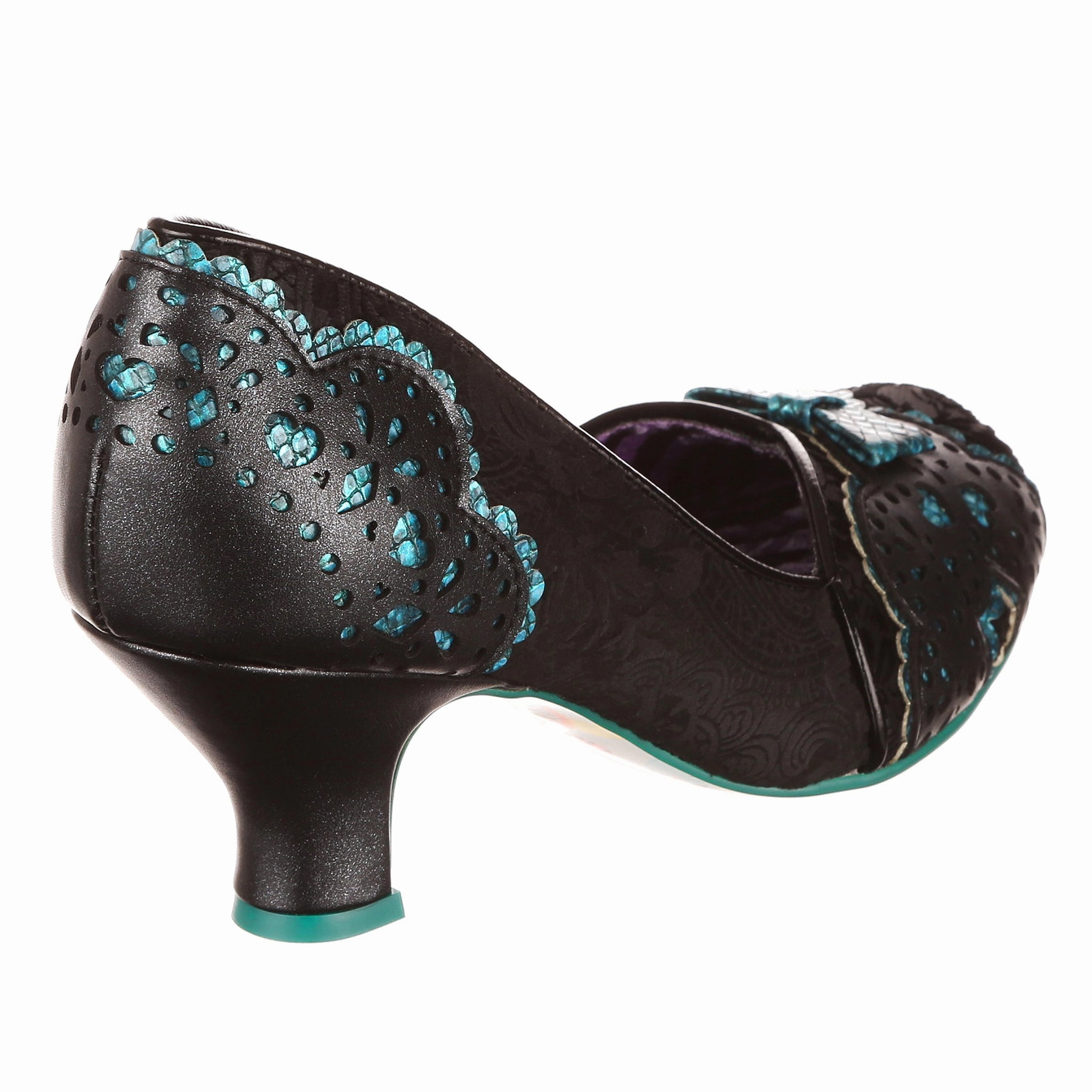 Lace Icing Effortless Design
