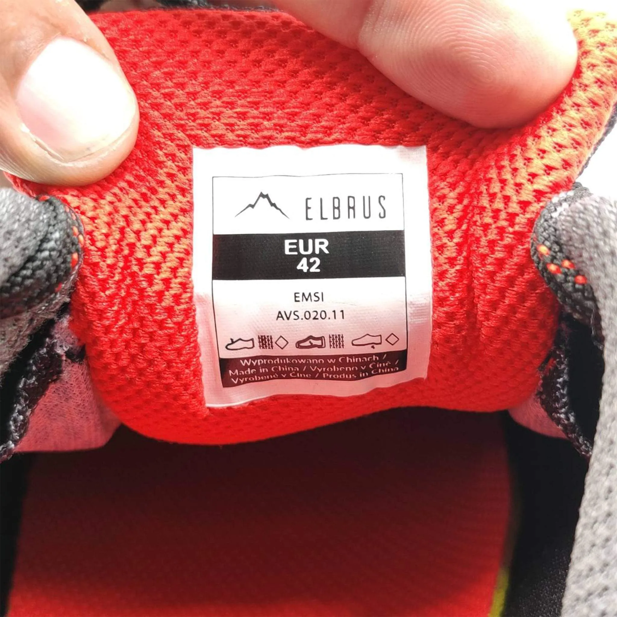 Elbrus Runner Trainer Shoe by Russia