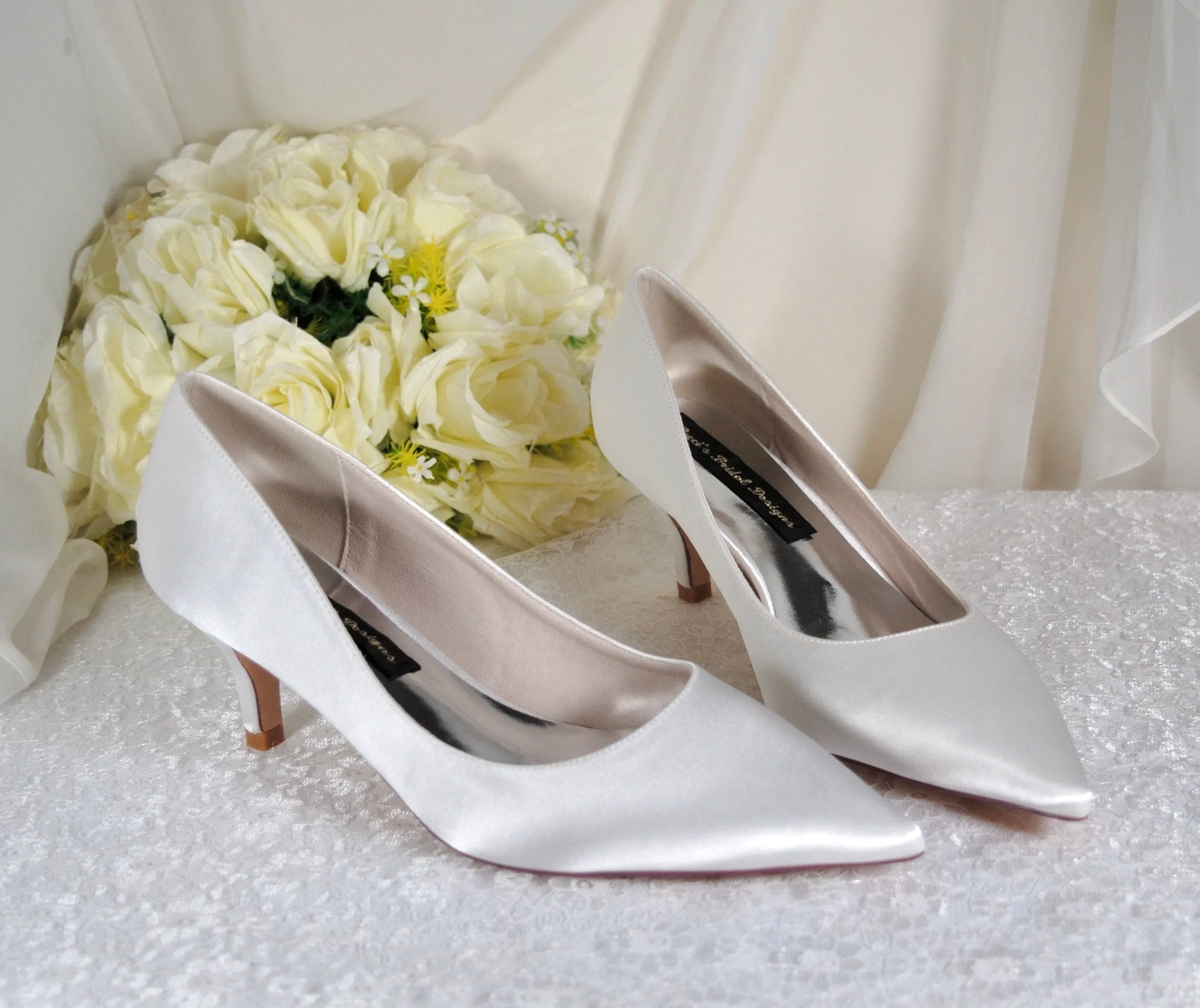 Elegant Bridal Satin Kitten Heels, Handmade Quality All Day Comfort Wedding Shoes for Bride Bridesmaid Hen Do Engagement Party Other Colours