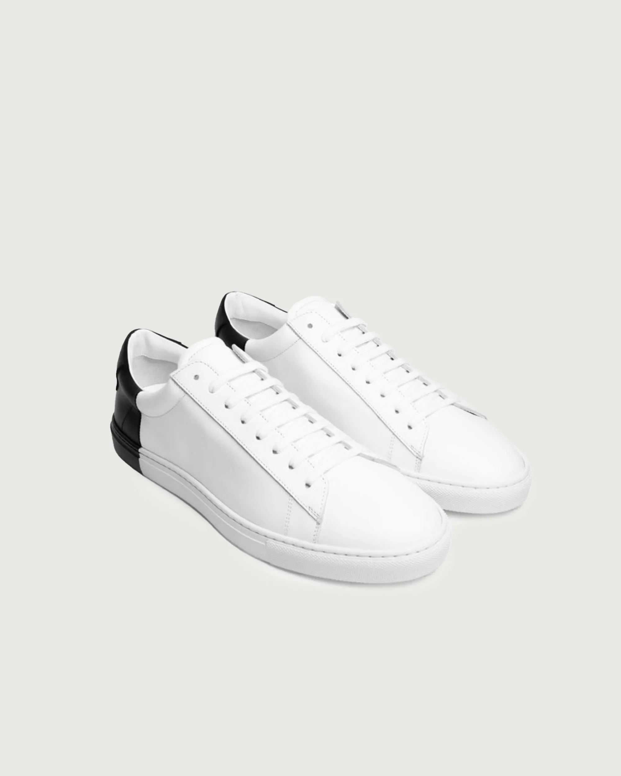 Retro-inspired performance Uncrate x Oliver Cabell