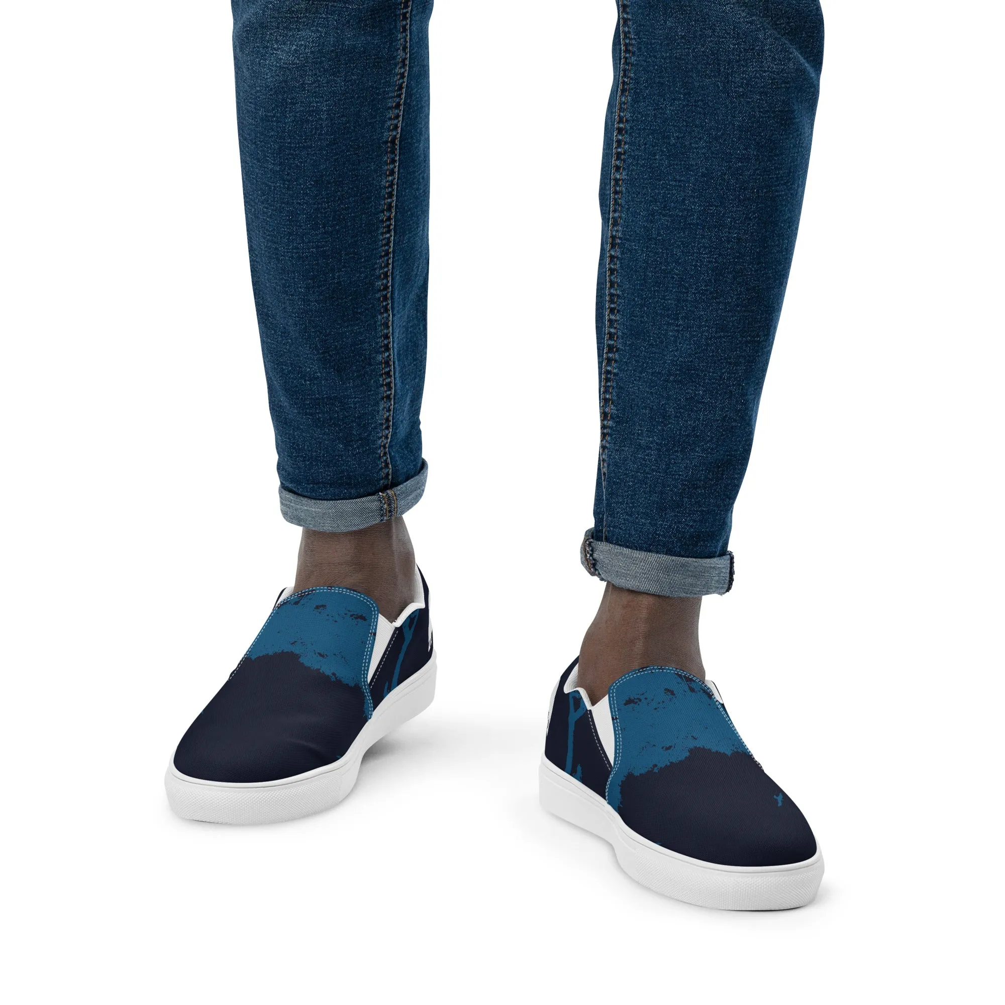 FAMILY Men’s Slip-On Canvas Shoes
